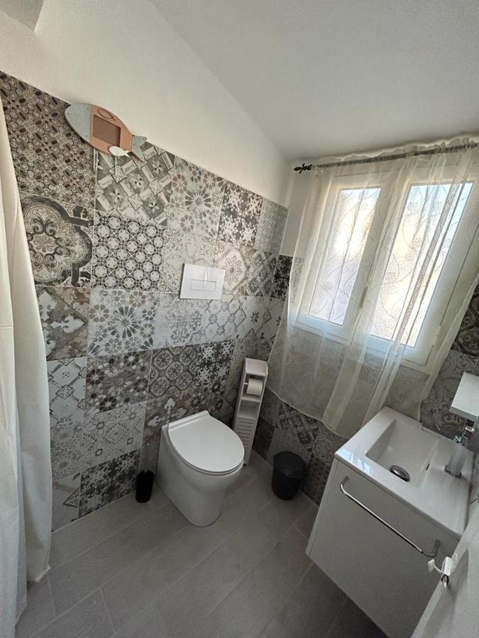 La Casa In Piazza Hotel Terrasini Bagian luar foto