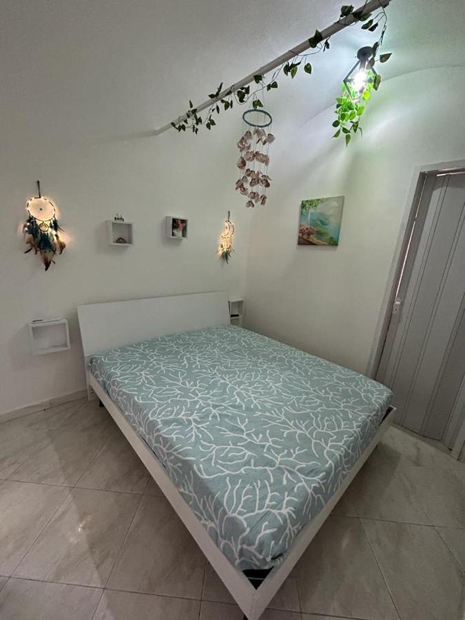 La Casa In Piazza Hotel Terrasini Bagian luar foto